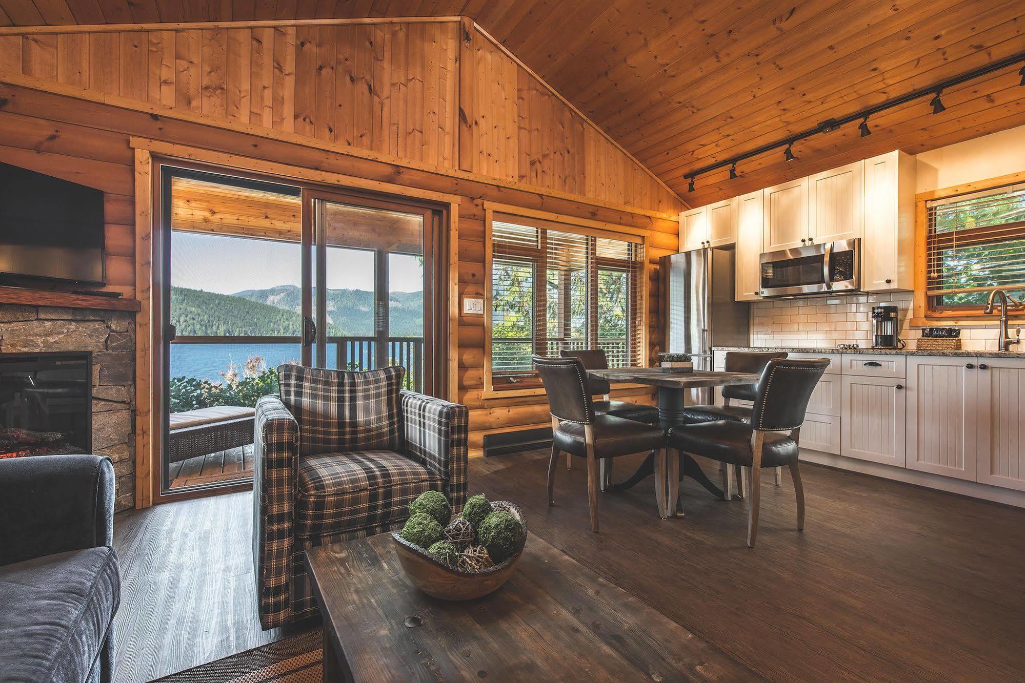 Wild Renfrew Seaside Cottages Port Renfrew Eksteriør bilde
