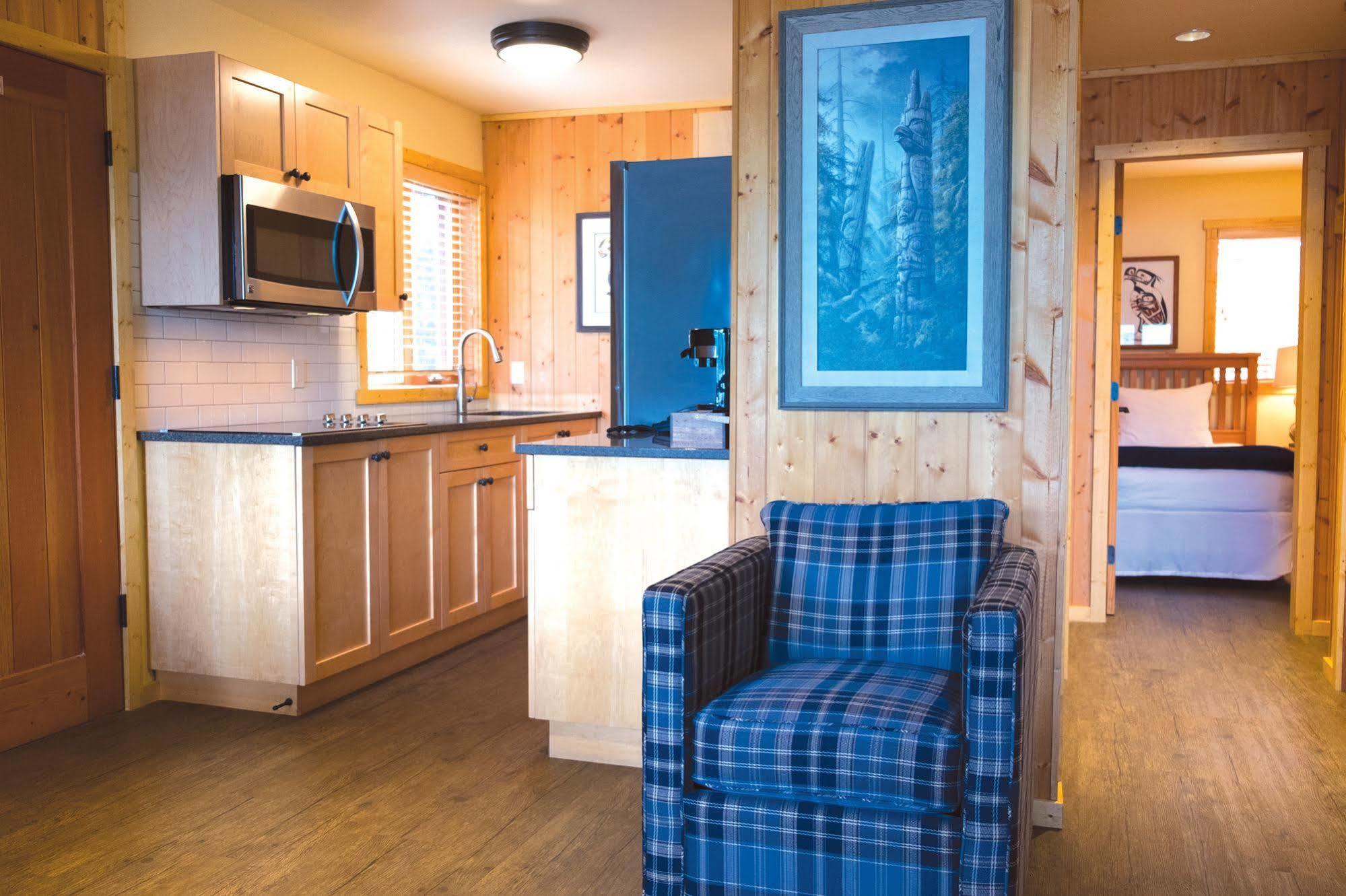 Wild Renfrew Seaside Cottages Port Renfrew Eksteriør bilde